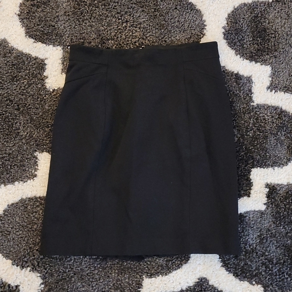 Ann Taylor sz 2 petite black skirt WSK38